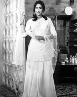 Nutan - nutan_014.jpg