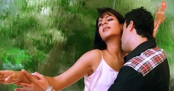 dil nashe mein choor hai