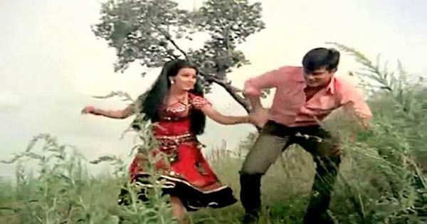 O Siniye Maar Sutya, Kitna Pyara Wada Hai, In Matwali Ankho Ka - ओ