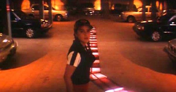 Mujhe Raat Din Bus Mujhe Chahti Ho à¤® à¤ à¤° à¤¤ à¤¦ à¤¨ à¤¬à¤¸ à¤® à¤ à¤ à¤¹à¤¤ à¤¹ mujhe raat din bus mujhe chahti ho